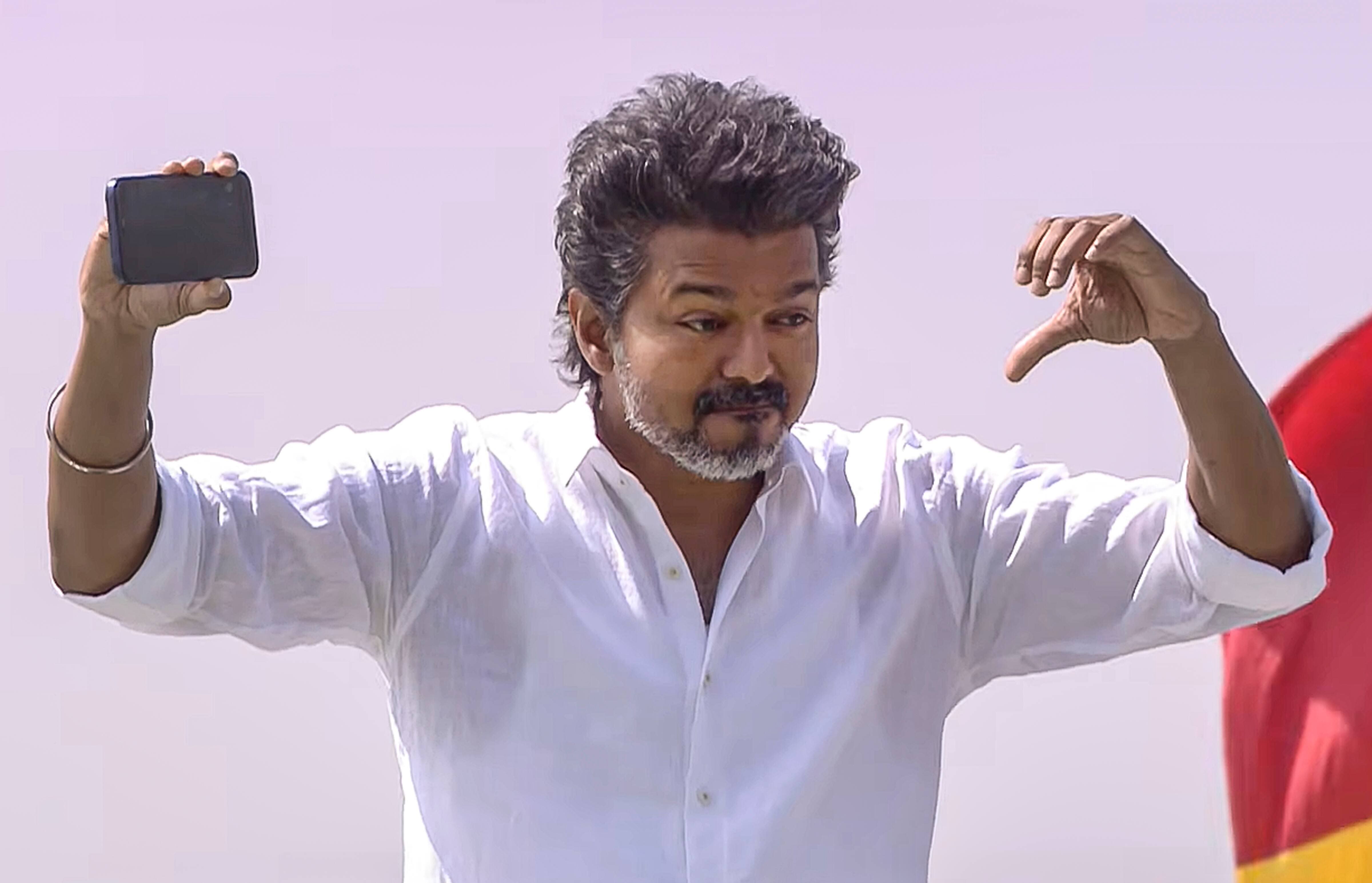 Tamil Nadu Elections 2026 : కరూర్ తొక్కిసలాట తర్వాత జరిగిన మొదటి ర్యాలీలో పాల్గొన్న విజయ్! DMK దుష్ట శక్తి అంటూ కామెంట్స్