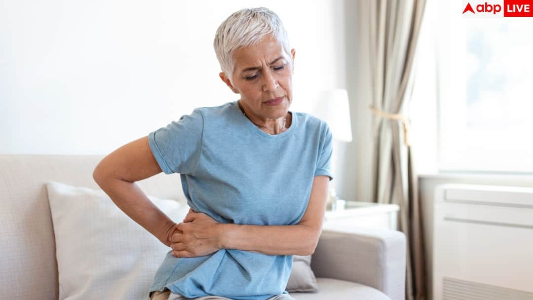 How Dangerous Is Your Kidney Stone Size When Doctors Recommend Surgery Kidney Stone: किडनी में किस साइज का स्टोन कितना खतरनाक, कितने बड़े स्टोन में बेहद जरूरी होती है सर्जरी?