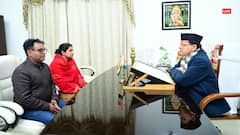 पत्रकार पंकज मिश्रा के परिजनों से मुख्यमंत्री सीएम धामी ने की मुलाकात, दिया कड़ी कार्रवाई का आश्वासन