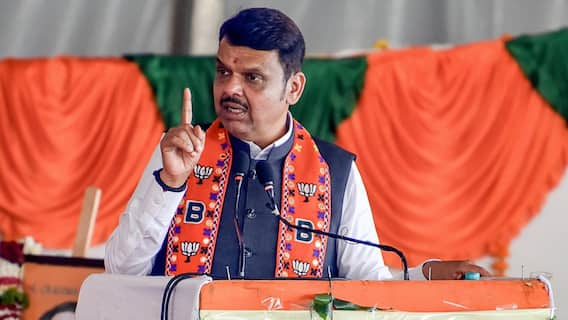 'कुछ लोग मानसिक संतुलन खो बैठे हैं', ऑपरेशन सिंदूर को लेकर CM देवेंद्र फडणवीस ने पूर्व मुख्यमंत्री को घेरा