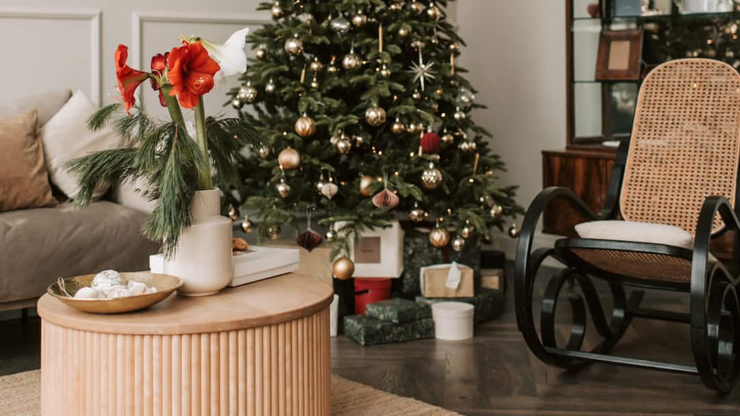 Cosy Luxe Christmas: 9 Statement Furniture Pieces That Instantly Make Your Home Holiday Ready