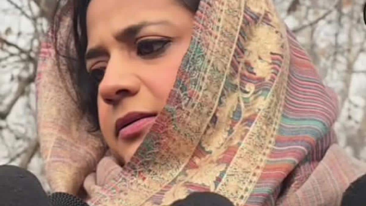 PDP’s Iltija Mufti Seeks FIR Against Nitish Kumar Over Veil-Removal Incident