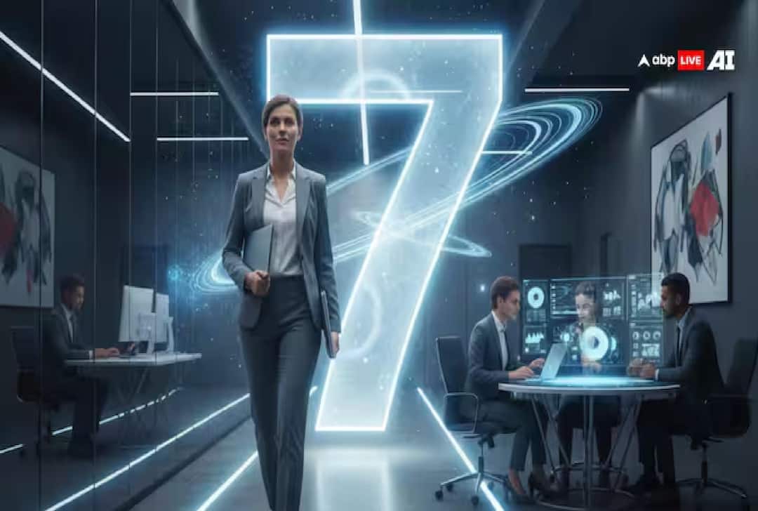 How will the year 2026 go for people with the number 7 according to numerology Numerology Predictions : 7 સહિત આ તારીખે જન્મેલા લોકોનું કેવું જશે વર્ષ 2026? જાણો ભવિષ્યકથન