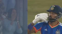 हार्दिक-माहिका ने खुल्लमखुल्ला किया प्यार का इजहार, अर्धशतक के बाद 'Kiss'; रोमांटिक वीडियो वायरल