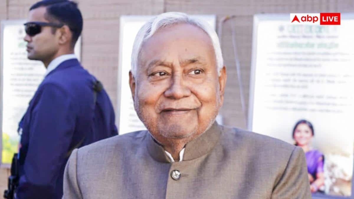 नीतीश कुमार पर दर्ज होगी FIR? हिजाब विवाद के बीच यह राजनीतिक दल पहुंचा पुलिस के पास