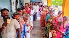 SIR 2026 Voter List: 98 லட்சம் வாக்காளர்கள் நீக்கம்.. தமிழக தேர்தலில் எதிரொலிக்குமா? SIR 2026 Voter List: 98 லட்சம் வாக்காளர்கள் நீக்கம்.. தமிழக தேர்தலில் எதிரொலிக்குமா? அரசியல் கட்சிகள் திக்.. திக்..