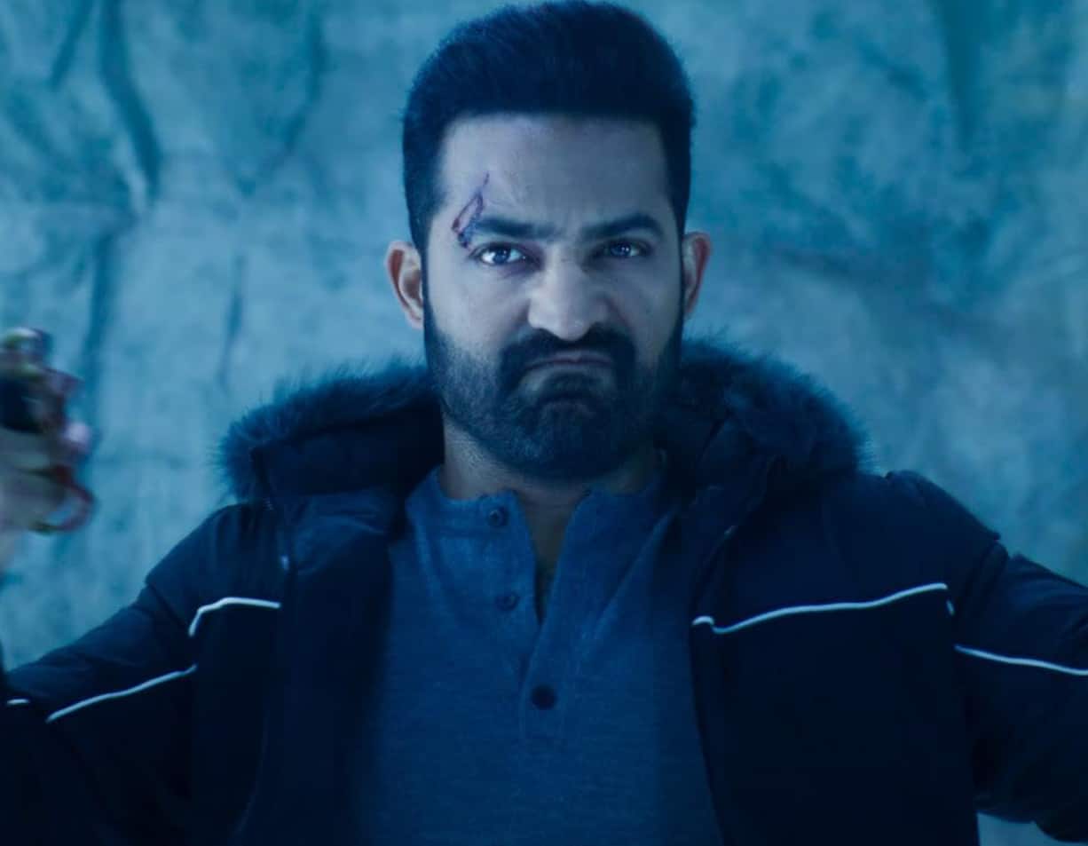 ईयर एंडर 2025 : डराया-धमकाया, 'हीरो' की जिंदगी में डाला खलल, इस साल इन खलनायकों का दिखा खौफ