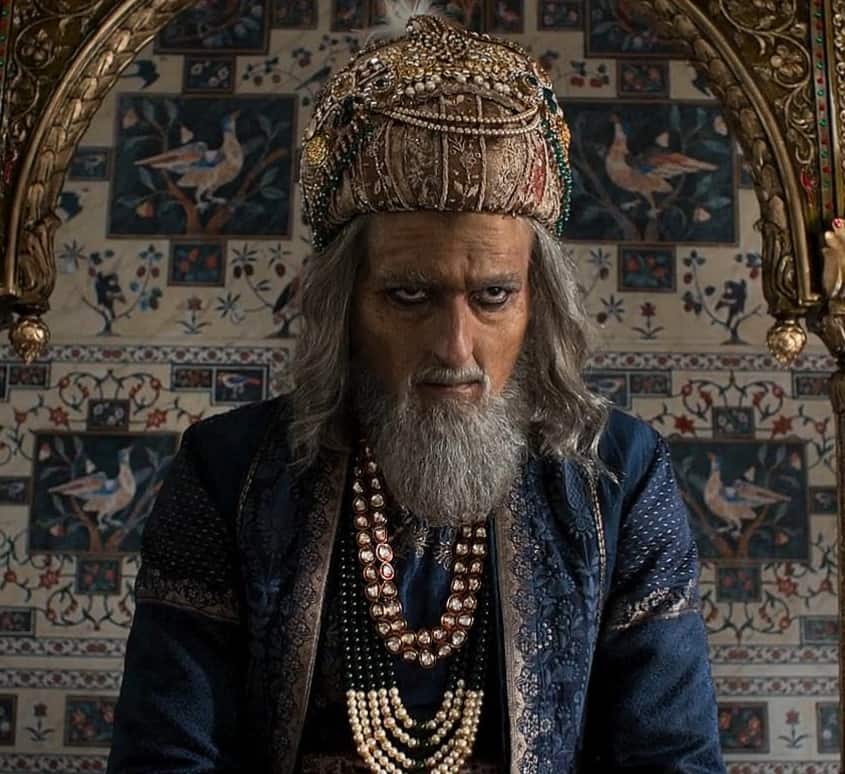 ईयर एंडर 2025 : डराया-धमकाया, 'हीरो' की जिंदगी में डाला खलल, इस साल इन खलनायकों का दिखा खौफ