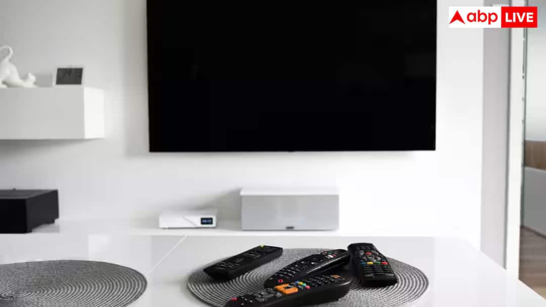 why tv always square not round or triangular know reason behind this  General Knowledge: ટીવી હંમેશા લંબચોરસ કેમ હોય છે, ગોળ કે ત્રિકોણાકાર કેમ નહીં?