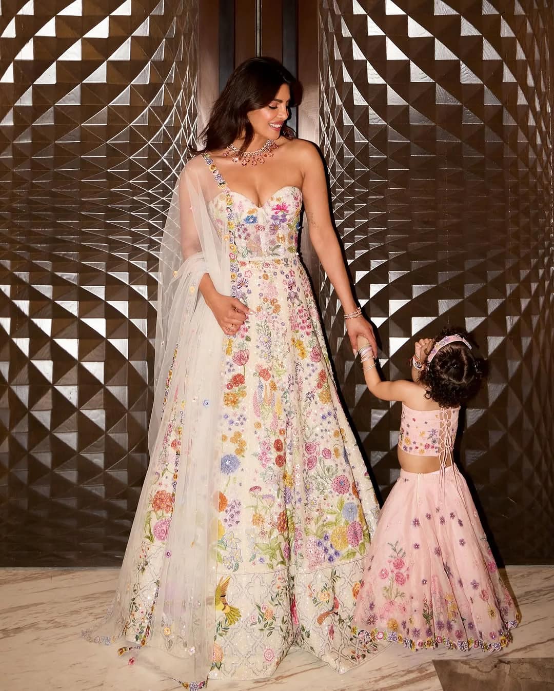 TGIKS S4: करवा चौथ पर नहीं दिखा चांद तो व्रत खुलवाने बादलों में ले गए थे निक जोनस, कपिल के शो पर प्रियंका चोपड़ा का खुलासा