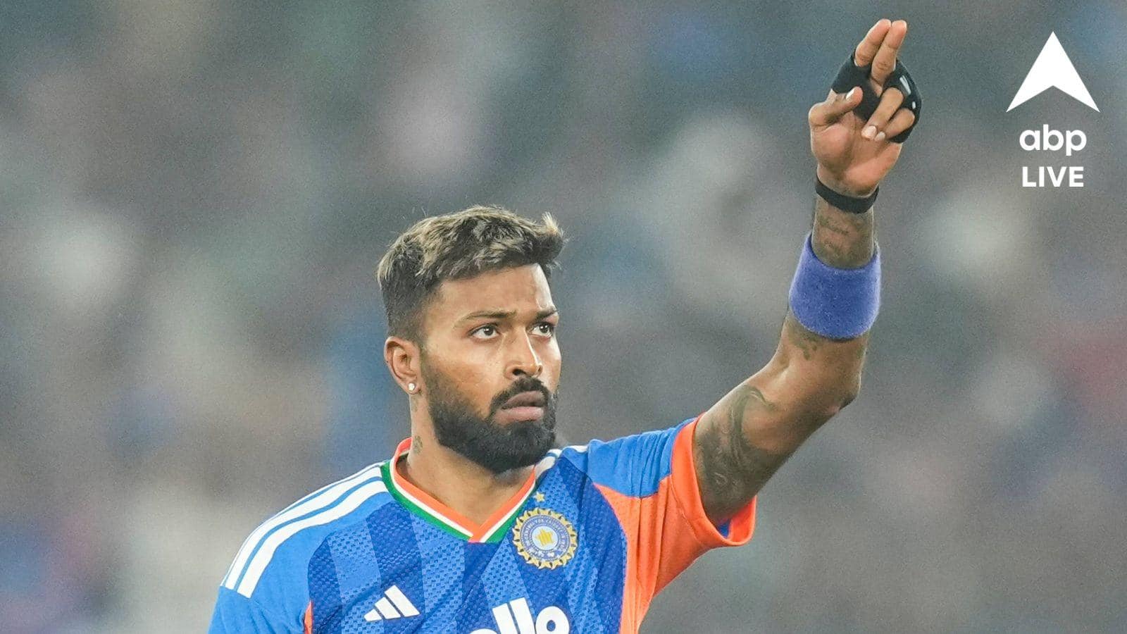 Hardik Pandya: বিধ্বংসী হাফসেঞ্চুরি করে বান্ধবীকে চুমু ছুড়ে দিলেন হার্দিক, ভিডিও সোশ্যাল মিডিয়ায় ভাইরাল