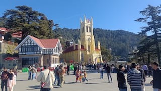 हिमाचल प्रदेश: शिमला-मनाली में विंटर सीजन ने बढ़ाई रौनक, टॉय ट्रेन से लेकर होटल तक सब फुल