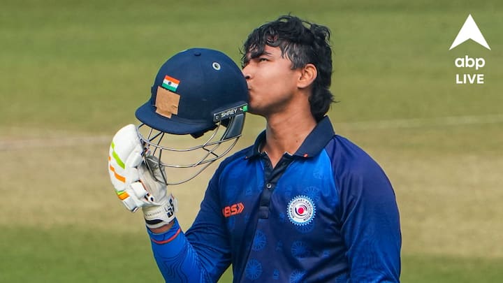 ভারতীয় ক্রিকেটের নতুন বিস্ময় বলা হচ্ছে তাকে।