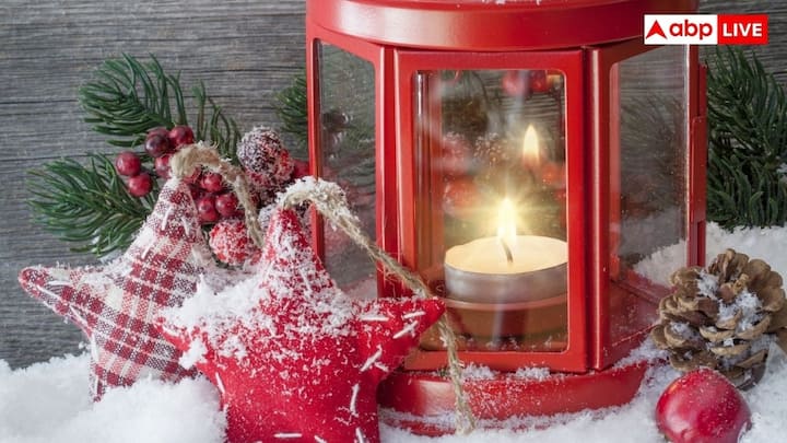 ब्रुनेई में क्रिसमस मनाने के खिलाफ सबसे ज्यादा सख्त कानून है. यहां क्रिसमस ट्री, सजावट या फिर त्यौहार के कपड़े जैसे सार्वजनिक प्रदर्शन पर प्रतिबंध है. अगर कोई नियम तोड़ता है तो उसे 5 साल तक की कैद या फिर भारी जुर्माना भुगतना पड़ सकता है.