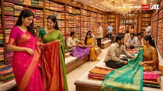 World Saree Day 2025: दुनिया में सबसे पहले किसने पहनी थी साड़ी, तब कितनी होती थी इसकी लंबाई?