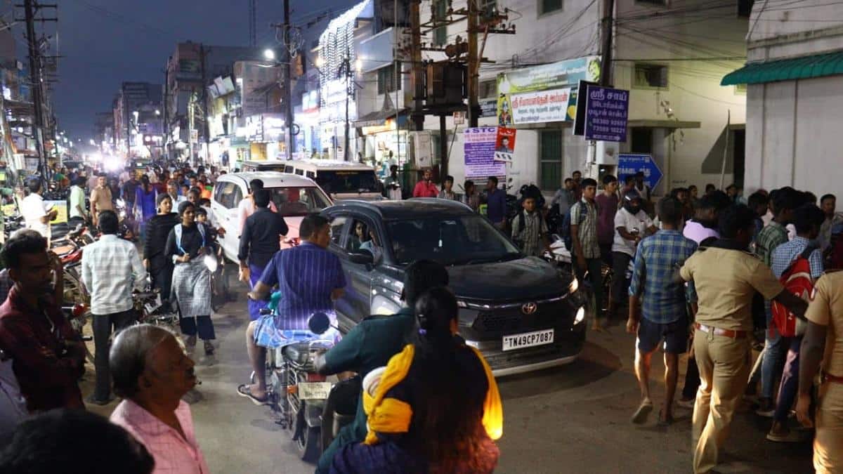 சினிமாவை மிஞ்சிய சம்பவம்... பள்ளி மாணவர் கடத்தல்: 3 சிறுவர்கள் உட்பட 4 பேர் கைது