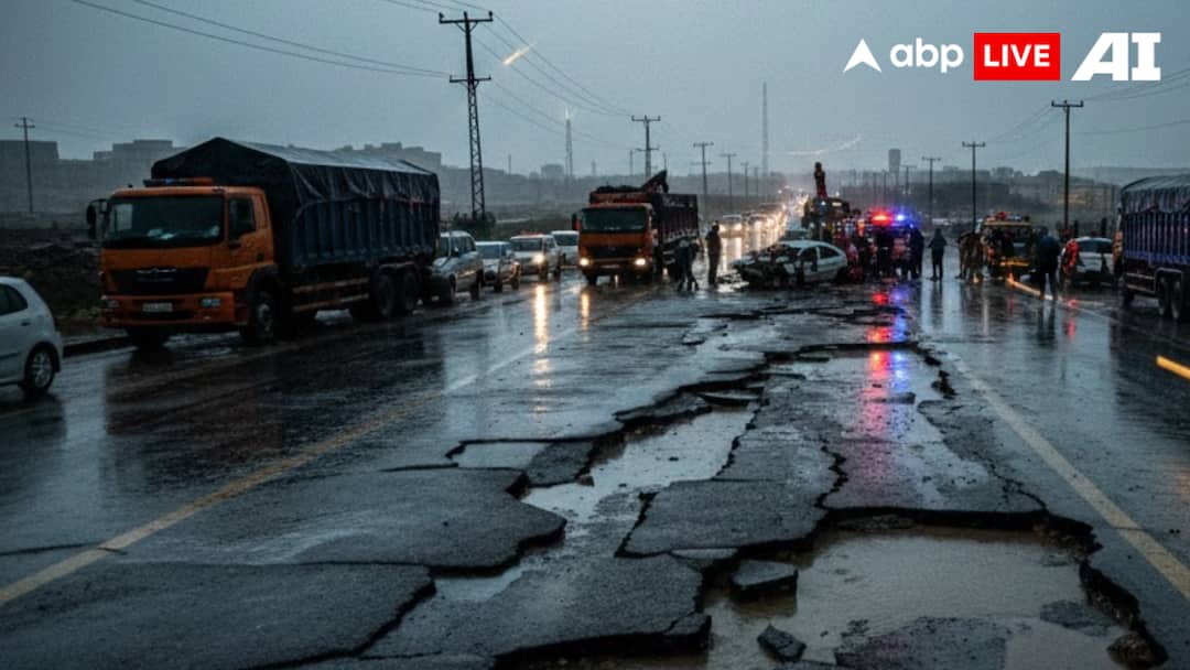 Winter Rain Exposes Pakistan’s Fragile Infrastructure As Balochistan Comes To A Standstill, Two Dead