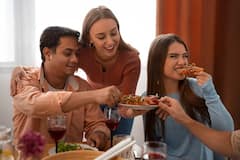 Health Tips: લગ્નમાં દાબીને ખાધું છે? એસિડિટીથી બચવું હોય તો આ 5 કામ કરી લેજો, પેટ રહેશે સાફ