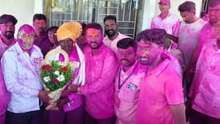 लोकसभेला, विधानसभेला चुकलेला गुलाल राजू शेट्टींनी अखेर पाहिला; मुश्रीफ-घाटगे युतीला मुरगूडला धक्का; सतेज पाटलांचं शिरोळ हातकणंगलेत बेरजेचं राजकारण जमलं