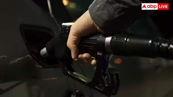 પેટ્રોલ ખૂબ જ વોલેટાઈલ છે. આનો અર્થ એ છે કે તે ઝડપથી બાષ્પીભવન થાય છે અને ઓક્સિડાઇઝ થાય છે. ચુસ્ત રીતે સીલબંધ કન્ટેનરમાં પણ નિયમિત પેટ્રોલ ફક્ત ત્રણ થી છ મહિના સુધી ચાલે છે. હવાના સંપર્કમાં આવવાથી તેના હળવા ઘટકો બાષ્પીભવન થવા લાગે છે.