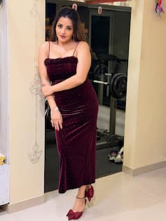 Monalisa Photo:  ગ્રેસ અને ગ્લેમરનું કોમ્બિનેશન, બોડીકોન ડ્રેસમાં મોનાલિસાએ લગાવી આગ