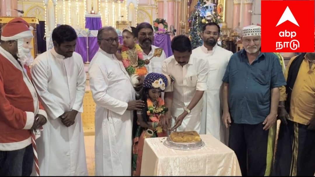 மதுரையில் கிறிஸ்மஸ் கொண்டாட்டம்: முருகன், மீனாட்சி, இஸ்லாமியர்கள் ஒன்றுகூடி மத நல்லிணக்கம்!