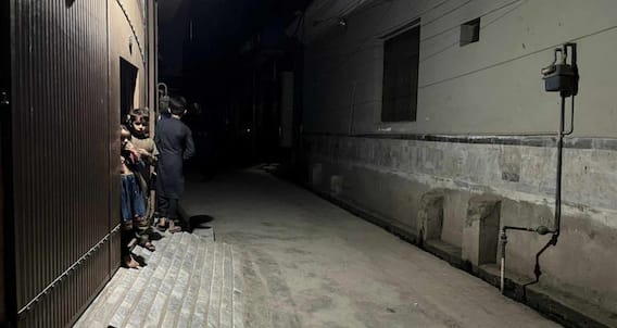 पाकिस्तान में आया जोरदार भूकंप, घरों से दौड़े लोग, सिर्फ 8 KM की गहराई में था केंद्र