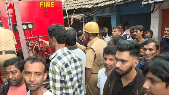 ছুটির দিনে ফের অগ্নিকাণ্ড শহরে, এন্টালির একটি বাড়িতে আগুন