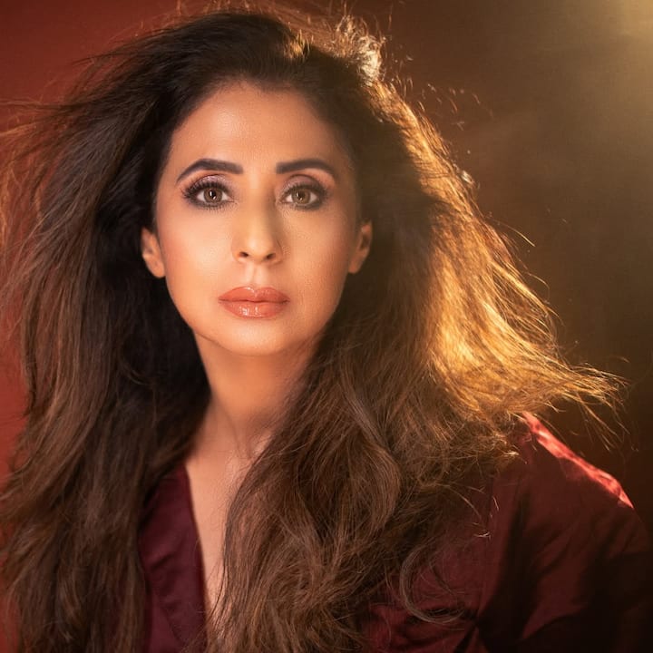 रंगीला, सत्य, कौन, भूत जैसी फिल्मों में उनकी वरसटिलिटी साफ दिखाई देती है. उन्होंने कहा कि उन्हें कभी खुद को किसी एक तरह के रोल तक रिस्ट्रिक्ट नहीं करना पड़ा हैं.