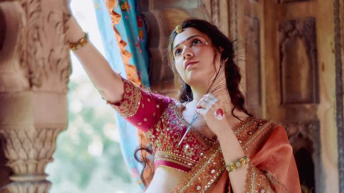 Tamannaah Bhatia Birthday Special: 8 Stunning Looks That Prove Her Fashion Versatility