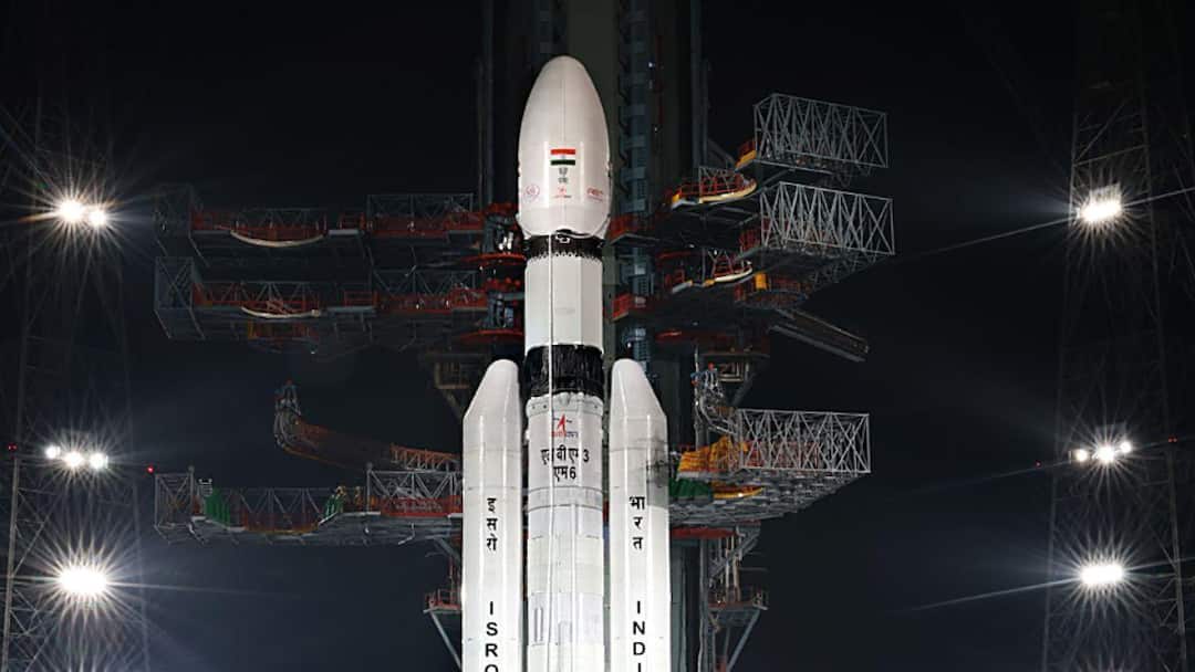 December 24 LVM3 Bahubali Rocket Launch Bluebird 6 Satellite India Wolrd News Bahubali Rocket: இந்தியாவின் பாகுபலி ராக்கெட் தெரியுமா? ப்ளூபேர்ட் என்றால் என்ன? டவரே இல்லாமல் சிக்னல்...