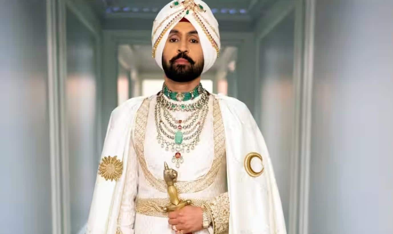 Year Ender 2025: इस साल इंटरनेट सेंसेशन बनी ये 10 तस्वीरें, फैन्स के बीच हुई वायरल