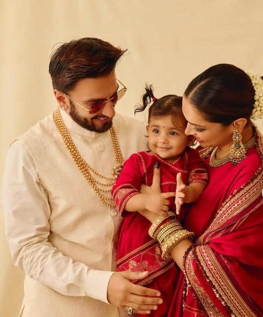 Year Ender 2025: इस साल इंटरनेट सेंसेशन बनी ये 10 तस्वीरें, फैन्स के बीच हुई वायरल