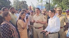 नगरपरिषदेची मतमोजणी सुरु होताच राडा, नाश्ता देणारा कॉन्ट्रॅक्टर ईव्हीएम ठेवलेल्या स्ट्राँग रुममध्ये शिरल्याचा आरोप, नेमकं काय घडलं?