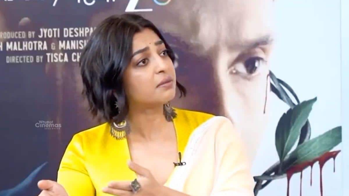 மார்பகத்தை பெருசா காட்ட பேடிங்க் பண்ண சொன்னாங்க..நடிகை ராதிகா ஆப்தே பரபரப்பு