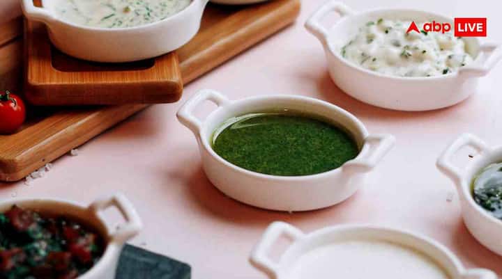 चटनी का चुनाव मौसम के हिसाब से किया जा सकता है. गर्मियों में पुदीना और खीरे वाली चटनी शरीर को ठंडक देती है और डिहाइड्रेशन से बचाती है. बरसात में धनिया-पुदीना वाली चटनी पाचन को मजबूत बनाती है और मौसमी इंफेक्शन से बचाती है. सर्दियों में लहसुन और अदरक वाली चटनी शरीर को गर्म रखती है और इम्यूनिटी बढ़ाती है.