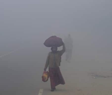 ਲੁਧਿਆਣਾ ਵਿੱਚ ਕੋਲਡ ਡੇ ਦਰਜ ਕੀਤਾ ਗਿਆ ਹੈ, ਜਦਕਿ ਬਠਿੰਡਾ, ਅੰਮ੍ਰਿਤਸਰ, ਹਲਵਾਰਾ ਅਤੇ ਗੁਰਦਾਸਪੁਰ ਵਿੱਚ ਸੰਘਣਾ ਕੋਹਰਾ ਰਿਕਾਰਡ ਕੀਤਾ ਗਿਆ। ਪਹਾੜੀ ਇਲਾਕਿਆਂ ਵਿੱਚ ਹੋਈ ਬਰਫ਼ਬਾਰੀ ਦੇ ਅਸਰ ਨਾਲ ਵੱਧ ਤੋਂ ਵੱਧ ਤਾਪਮਾਨ ਵਿੱਚ 1.5 ਡਿਗਰੀ ਅਤੇ ਘੱਟ ਤੋਂ ਘੱਟ ਤਾਪਮਾਨ ਵਿੱਚ 2 ਡਿਗਰੀ ਸੈਲਸੀਅਸ ਦਾ ਵਾਧਾ ਦਰਜ ਹੋਇਆ ਹੈ, ਜੋ ਆਮ ਨਾਲੋਂ 4.6 ਡਿਗਰੀ ਵੱਧ ਹੈ। ਗੁਰਦਾਸਪੁਰ ਸਭ ਤੋਂ ਠੰਢਾ ਜ਼ਿਲ੍ਹਾ ਰਿਹਾ, ਜਿੱਥੇ ਘੱਟ ਤੋਂ ਘੱਟ ਤਾਪਮਾਨ 6.8 ਡਿਗਰੀ ਸੈਲਸੀਅਸ ਦਰਜ ਕੀਤਾ ਗਿਆ।