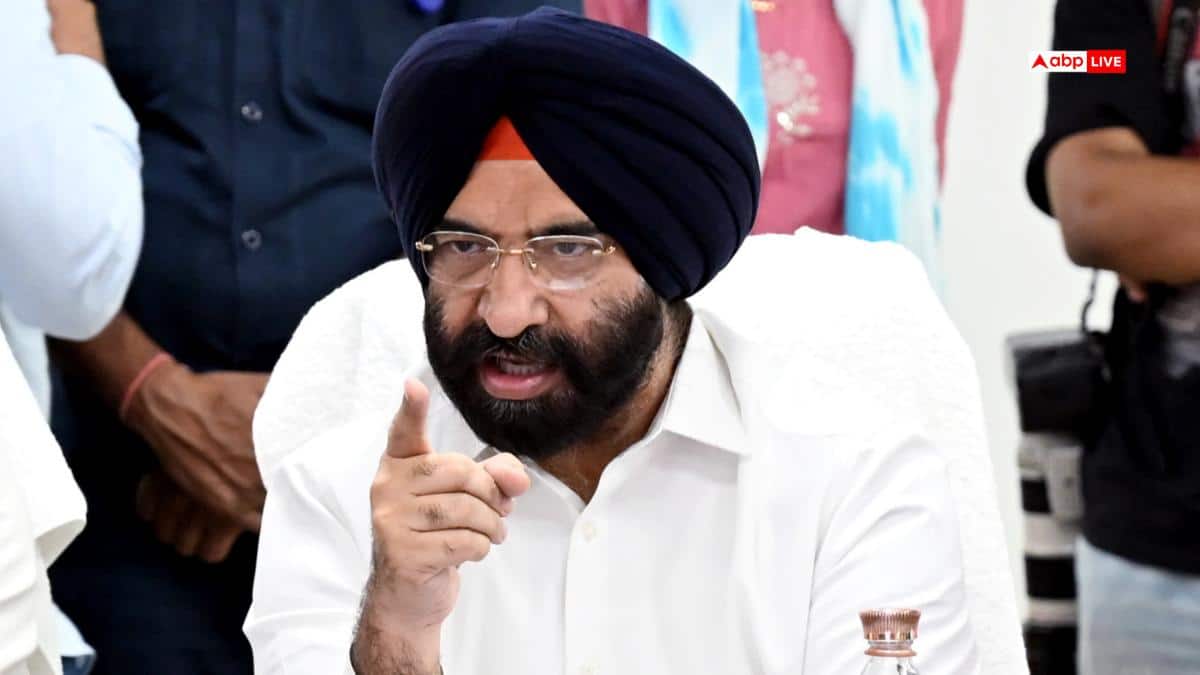 दिल्ली में ग्रैप-4 की सख्ती का असर! हवा में हो रहा सुधार, मंत्री मनजिंदर सिंह सिरसा ने क्या कहा?