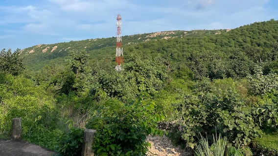 Supreme Court Pauses Aravalli Hills Directions, Proposes High-Powered Expert Committee