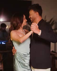 बर्थडे पर पति विक्की जैन संग खूब रोमांटिक हुईं अंकिता लोखंडे, सामने आई ऐसी तस्वीरें, लोग बोले- 'मेड फॉर इच अदर'