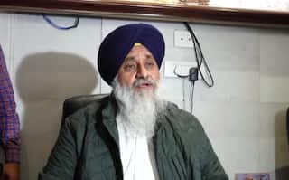 ਸੁਖਬੀਰ ਬਾਦਲ ਨੇ ਹਰਮੰਦਿਰ ਸਾਹਿਬ ਟੇਕਿਆ ਮੱਥਾ, ਮਨਰੇਗਾ ਯੋਜਨਾ 'ਚ ਬਦਲਾਅ ਕਰਨ ਦਾ ਕੀਤਾ ਵਿਰੋਧ, ਜਾਣੋ ਹੋਰ ਕੀ ਕਿਹਾ