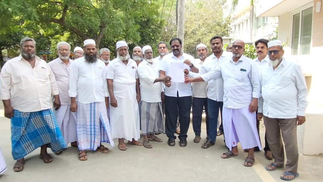 காஞ்சிபுரம்: ரத்து செய்யப்பட்ட வாக்குச்சாவடி மீண்டும் வருமா? கிராம மக்களின் போராட்டம்! உயர்நீதிமன்ற உத்தரவு என்ன?