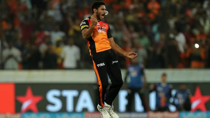 Indian fast bowler Basil Thampi represented Sunrisers Hyderabad (SRH) in multiple IPL seasons. During a match against Royal Challengers Bengaluru (RCB) in 2018, he conceded 70 runs in 4 overs, which featured 5 fours and 6 sixes.