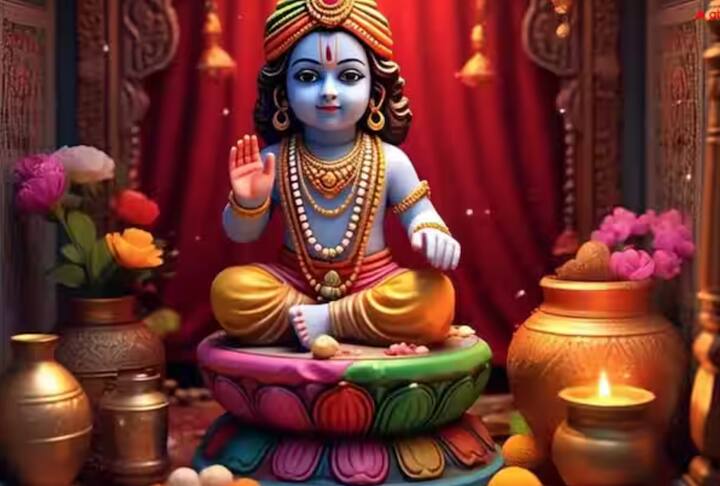 ਸਾਲ ਦੇ ਪਹਿਲੇ ਦਿਨ, ਰਸੋਈ ਵਿੱਚ ਕੁਝ ਮਿੱਠਾ ਬਣਾ ਕੇ ਭਗਵਾਨ ਨੂੰ ਚੜ੍ਹਾਓ। ਫਿਰ, ਔਰਤਾਂ ਨੂੰ ਦੇਵੀ ਲਕਸ਼ਮੀ ਦਾ ਅਸ਼ੀਰਵਾਦ ਪ੍ਰਾਪਤ ਕਰਦੇ ਹੋਏ ਇਸਨੂੰ ਕੁੜੀਆਂ ਵਿੱਚ ਵੰਡਣਾ ਚਾਹੀਦਾ ਹੈ।