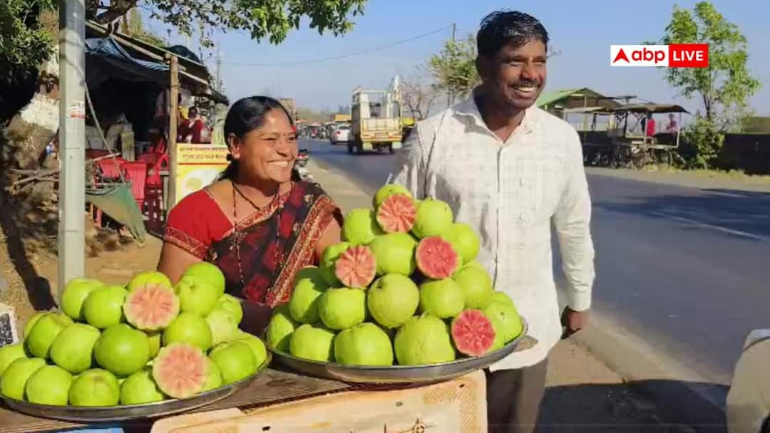 Pune Nikay Chunav Result NCP Bhagyashree Jagtap Wins Election and Sells Fruit after ann पुणे: फल बेचने वाली भाग्यश्री जगताप बनीं पार्षद, जीत के कुछ घंटे बाद फिर लगाई रेहड़ी