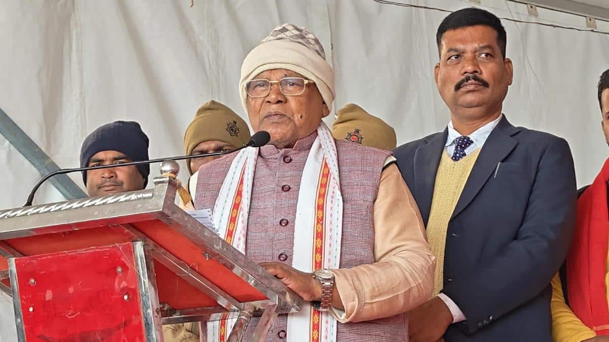 '74 वर्ष के बूढ़े हैं और…', हिजाब विवाद के बीच नीतीश कुमार पर अब क्या बोले जीतन राम मांझी?