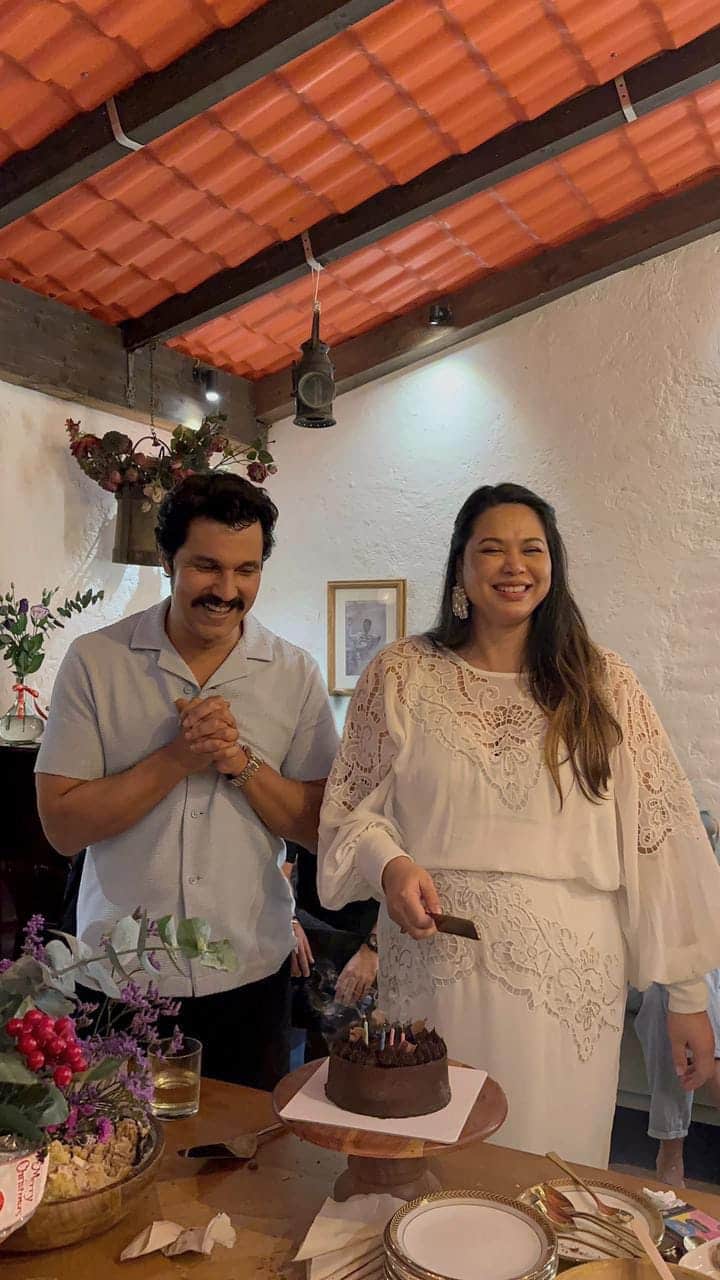 लिन लैशराम ने आज अपने बर्थडे के सेलिब्रेशन की तस्वीरें अपने इंस्टाग्राम पर शेयर की हैं.