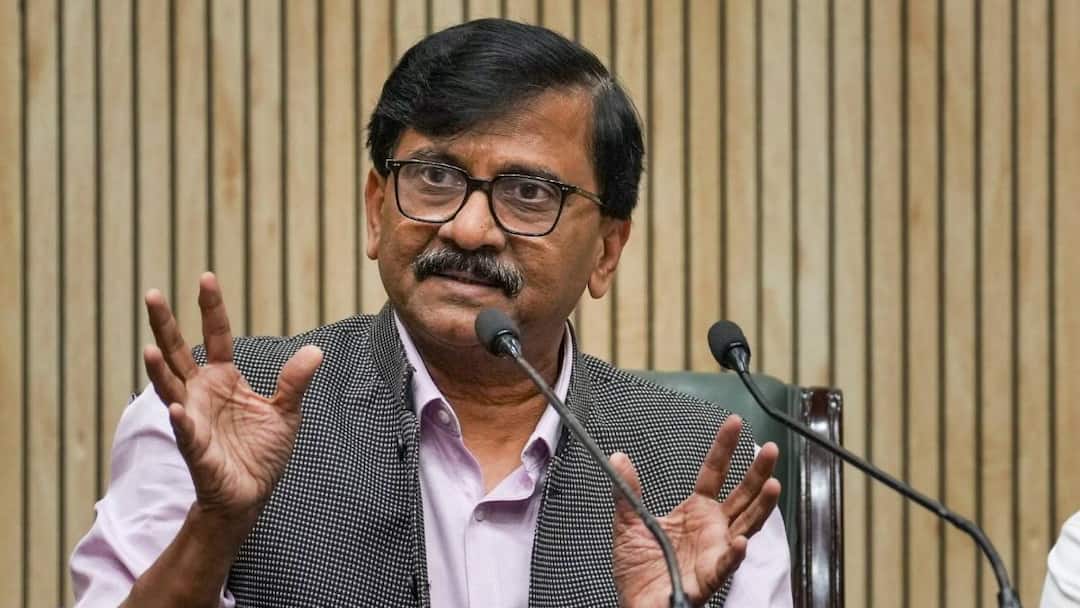 Maharashtra Civic Body Municipal Councils Nagar Panchayats Elections Results 2025 Sanjay Raut Shiv Sena UBT Reaction 'निकाय चुनाव में पानी की तरह पैसा बहाया गया', संजय राउत का महायुति पर आरोप