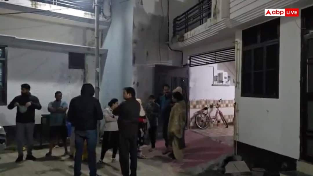 UP Pilibhit husband wife bodies found dead due to geyser gas leak ann पीलीभीत में दंपत्ति का शव बाथरूम में बंद पड़ा मिला, गीजर की गैस लीक होने के चलते मौत की आशंका