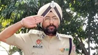 Punjab News: ਪੰਜਾਬ ਤੋਂ ਵੱਡੀ ਖਬਰ, ਸਾਬਕਾ IG ਨੇ ਖੁਦ ਨੂੰ ਮਾਰੀ ਗੋਲੀ, ਹਸਪਤਾਲ 'ਚ ਦਾਖਲ; ਜਾਣੋ ਪੂਰਾ ਮਾਮਲਾ...